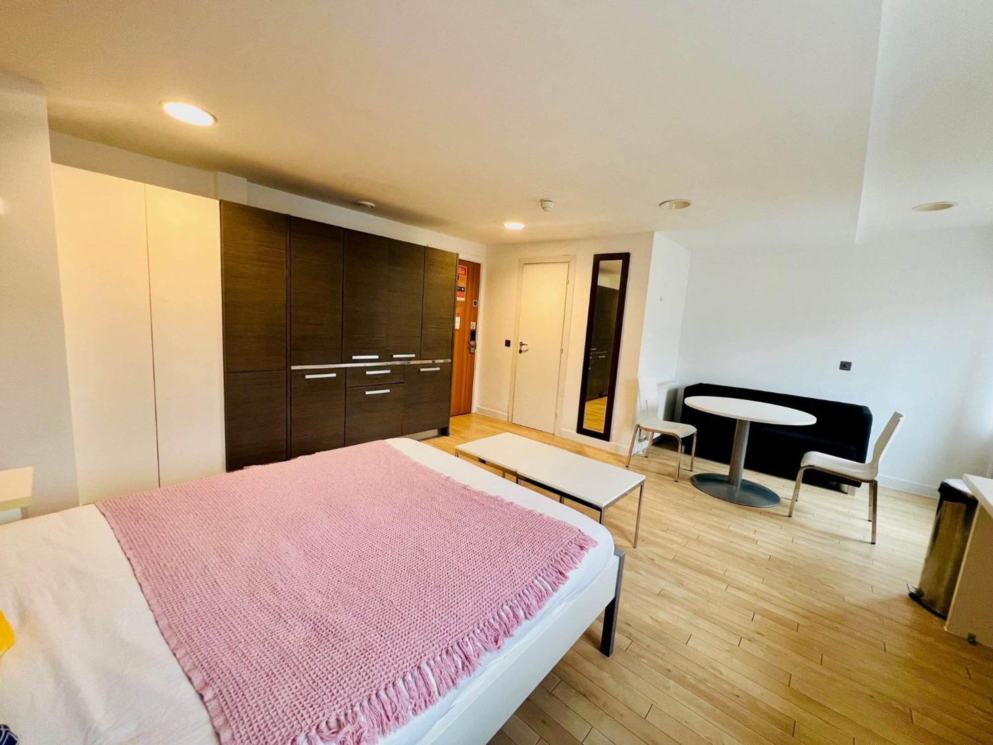 Stuhomes - Arundel House Londra Dış mekan fotoğraf