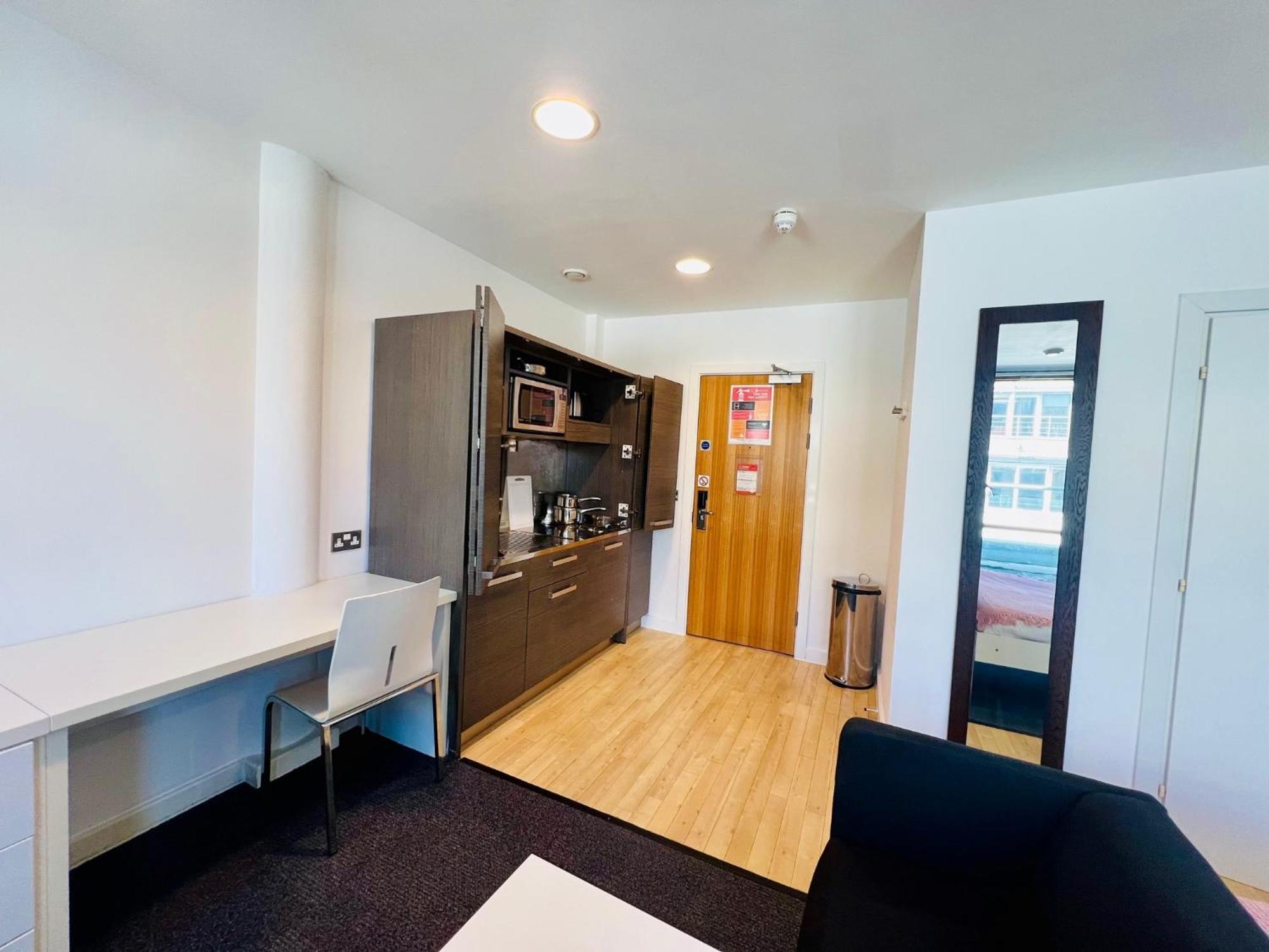 Stuhomes - Arundel House Londra Dış mekan fotoğraf